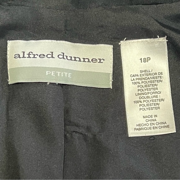 Alfred Dunner Jacket 18 Petite Open Front Embroidered Patchwork Quilted Black - Picture 4 of 8